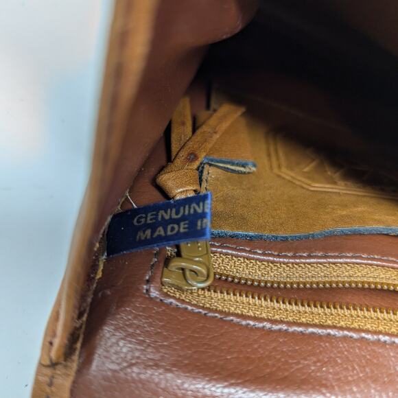 Vintage Genesis by Sabina Handbags Genuine Leather Crossbody Bag - Picture 11 of 16